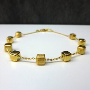 Pulsera Oro Cubos